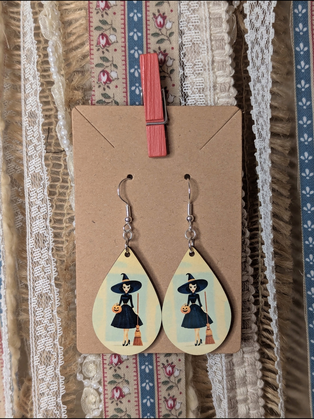 Retro Witch Teardrop Earrings